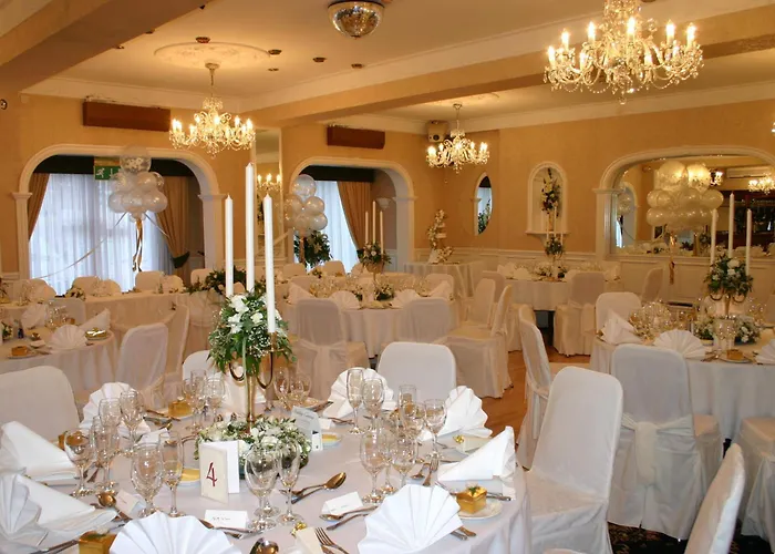 Revelstoke Hotel